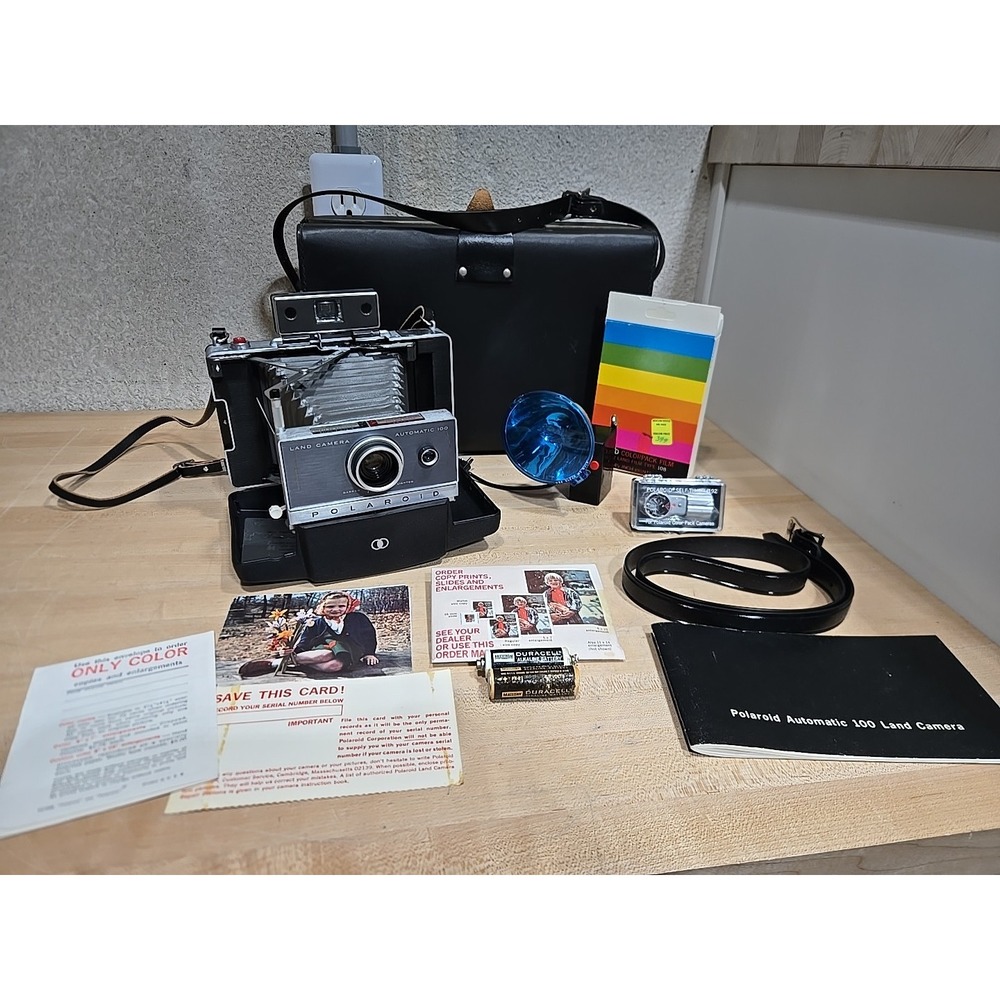 Vintage Polaroid Automatic‎ 100 Land Camera w/ Flash Timer Manual Case UNTESTED